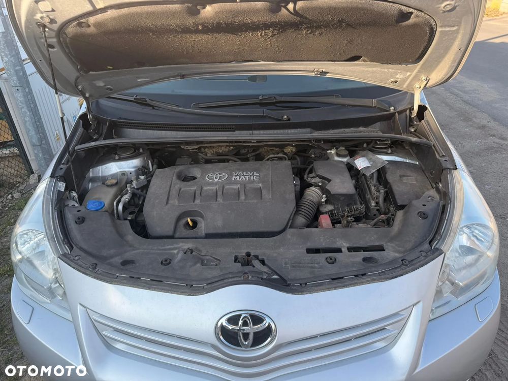 Toyota Verso 1.8 2010 7os - 6