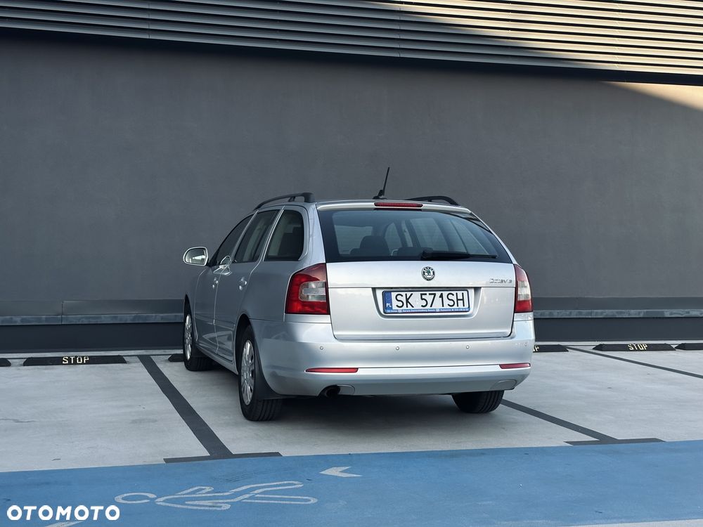 Skoda Octavia 2.0 TDI DPF DSG Elegance - 22