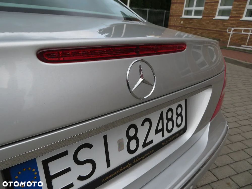 Mercedes-Benz Klasa E 320 Elegance - 28