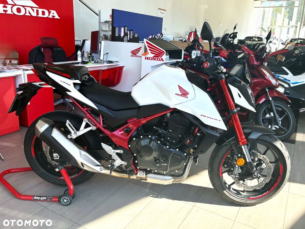 Honda CB - 2