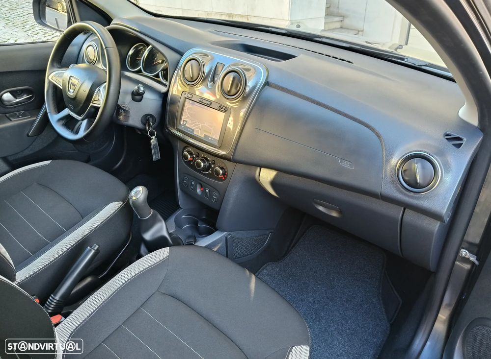 Dacia Logan MCV 1.5 dCi Stepway - 14