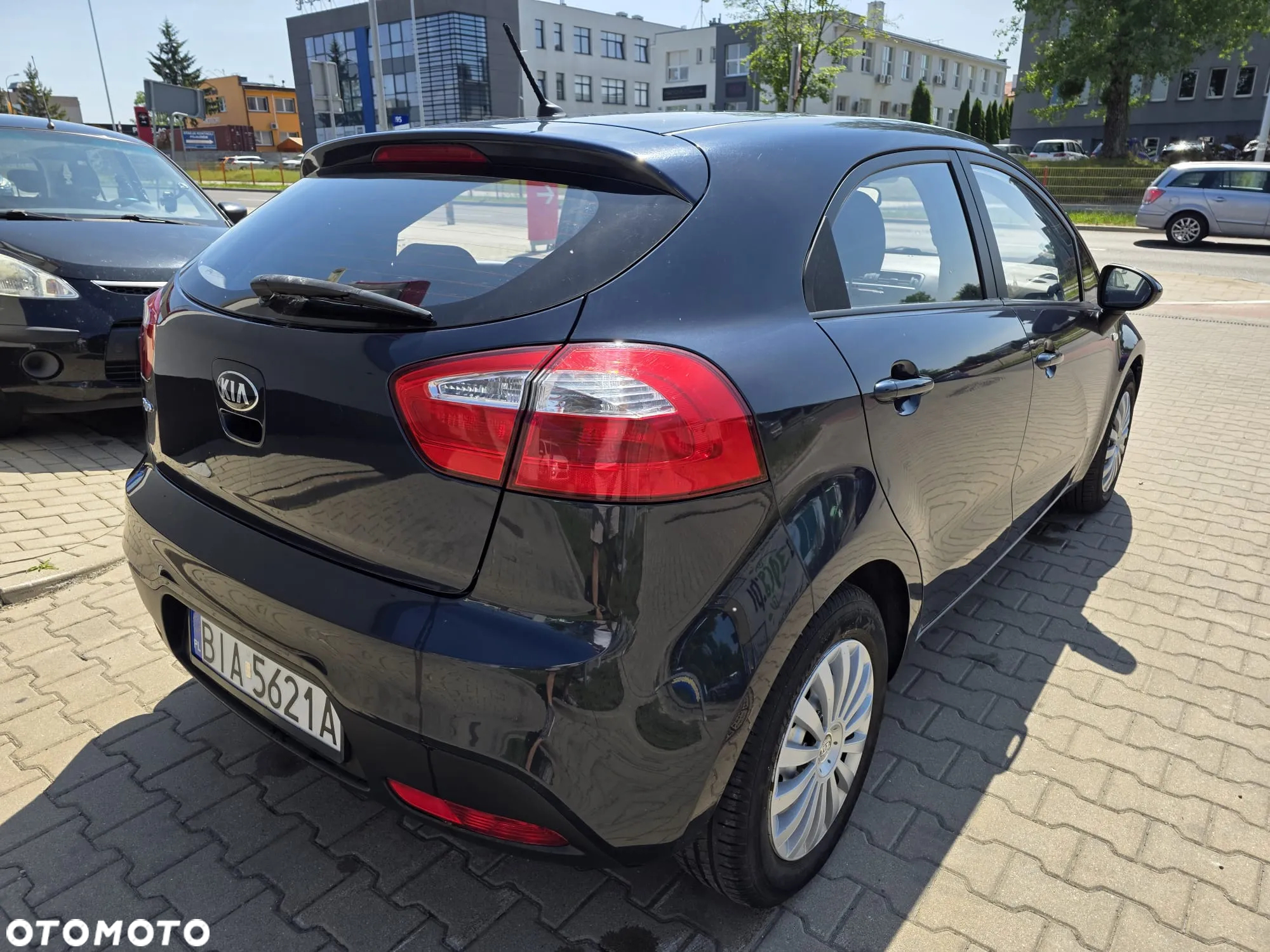 Kia Rio 1.2 Business Line - 4