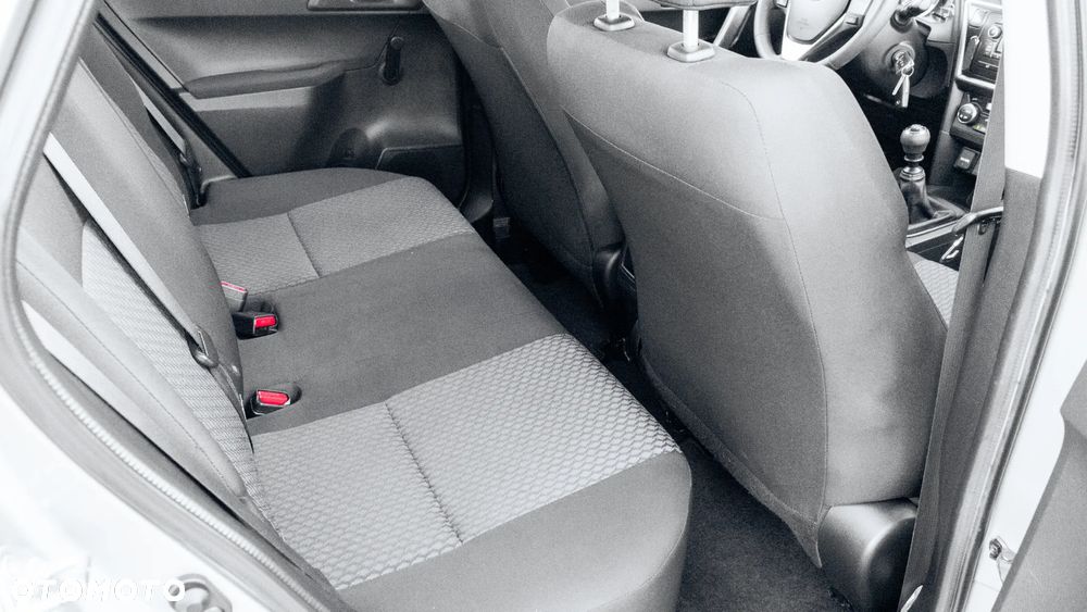 Toyota Auris 1.33 VVT-i Life+ - 25