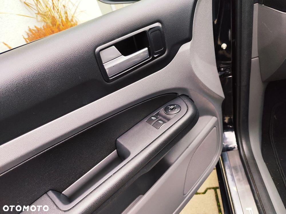 Ford Focus 1.6 Platinium X - 16