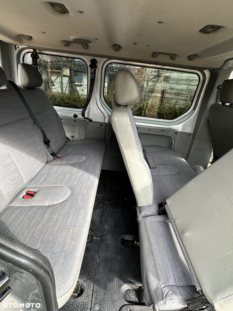 Renault Trafic - 12