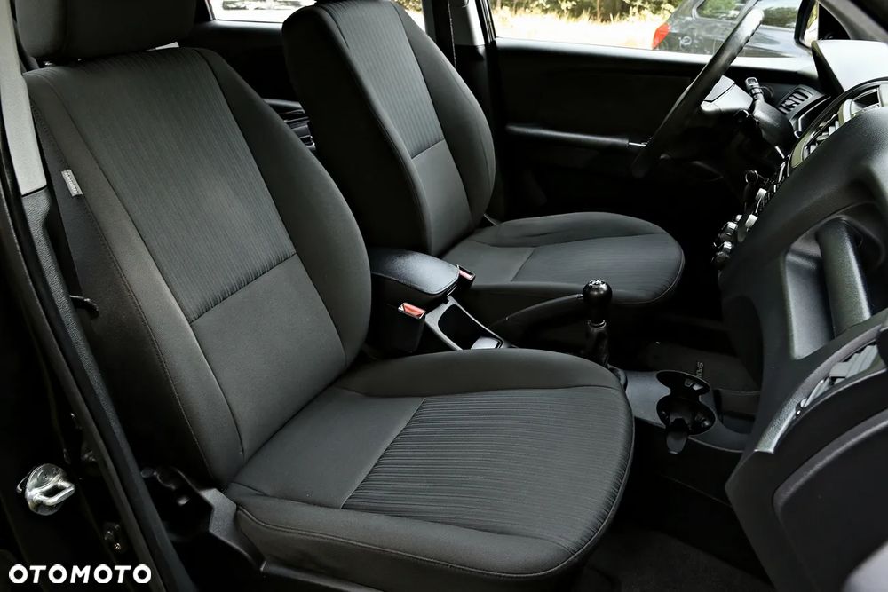 Kia Sportage 2.0 2WD Cup - 32