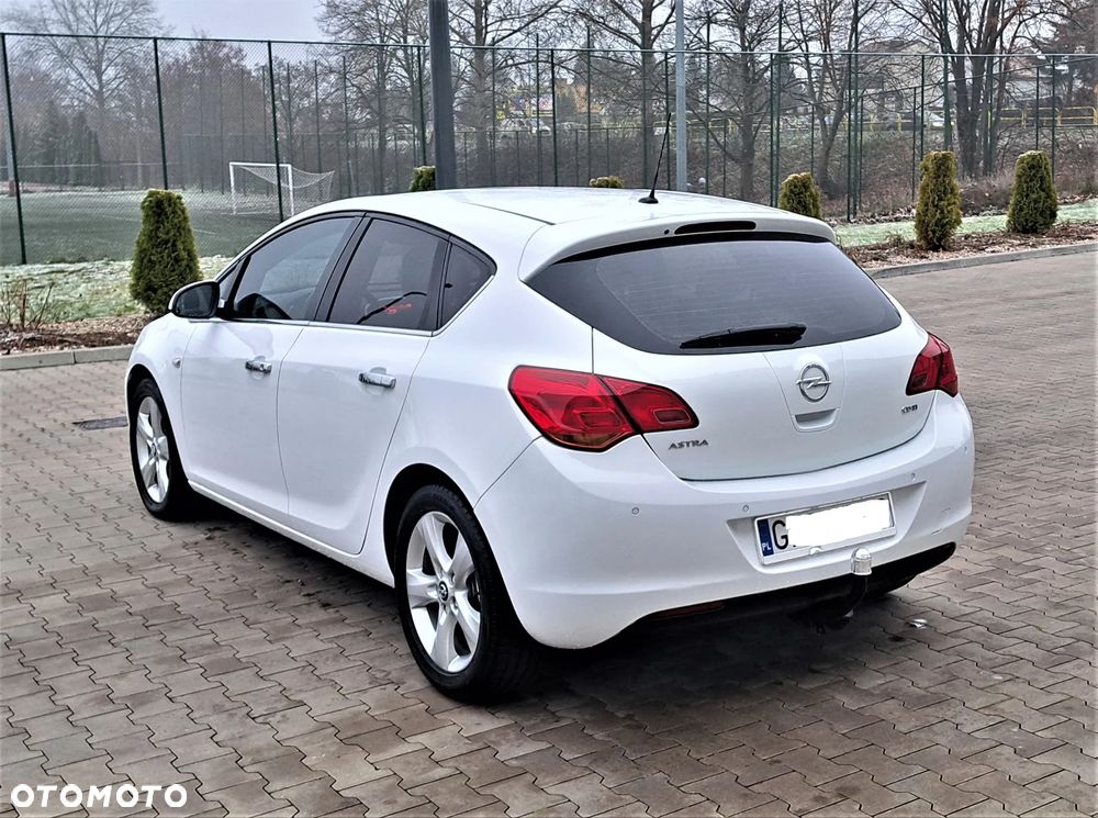 Opel Astra 1.7 CDTI DPF - 4