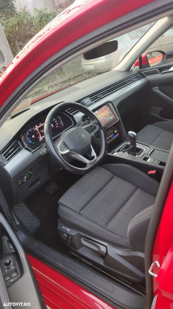 Volkswagen Passat 2.0 TDI SCR DSG Business - 9