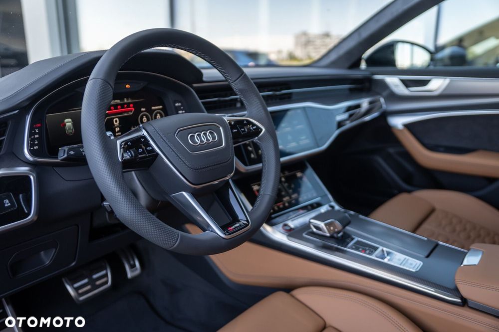 Audi RS6 Avant - 14