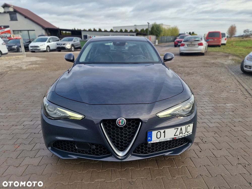 Alfa Romeo Giulia 2.2 D Turbo Super - 4