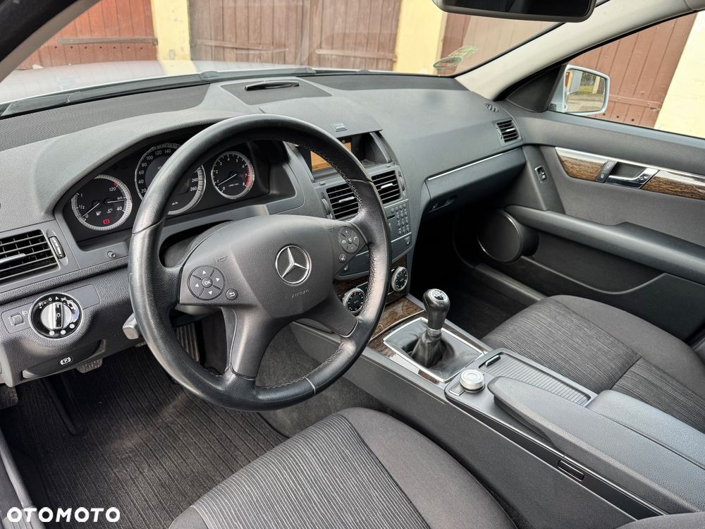 Mercedes-Benz Klasa C 180 Kompressor Elegance - 8
