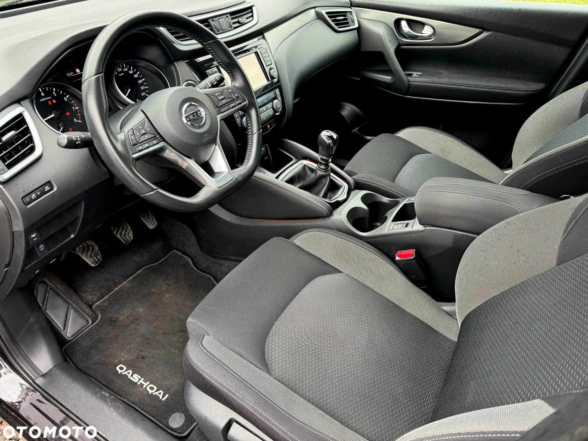 Nissan Qashqai 1.6 DIG-T N-Tec - 4