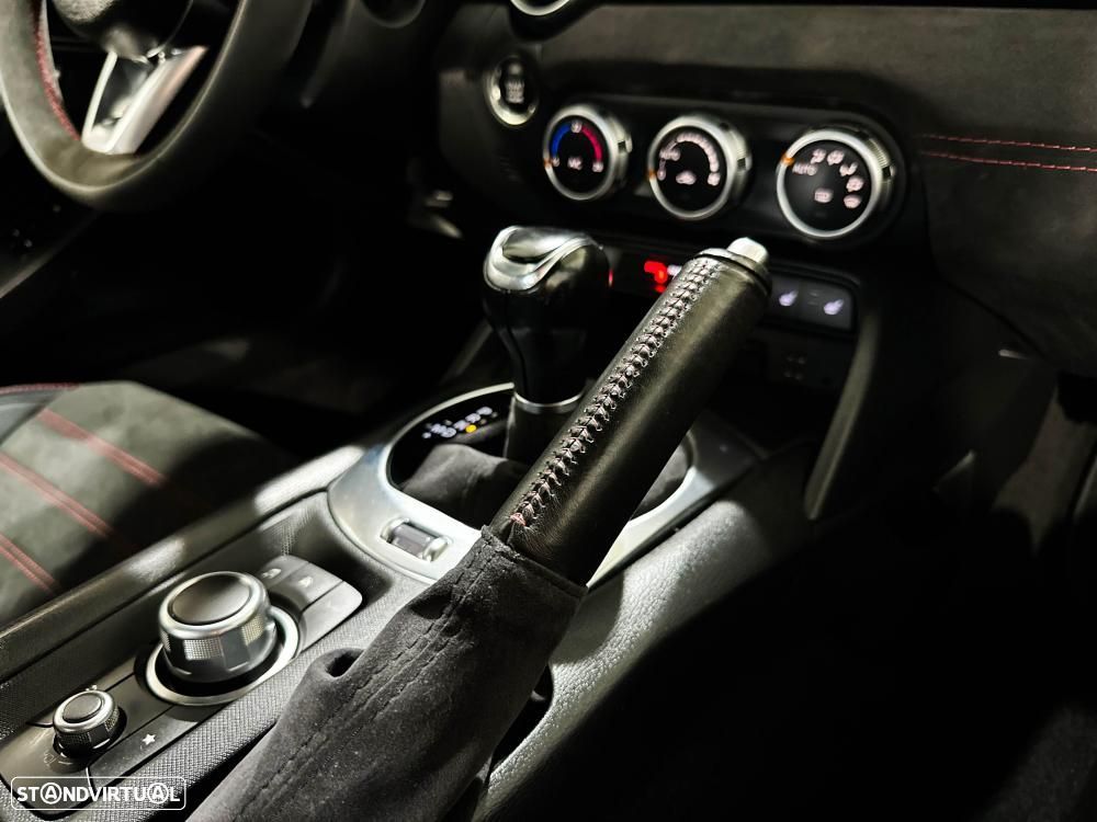 Abarth 124 Spider 1.4 MultiAir Turbo Auto GT - 42