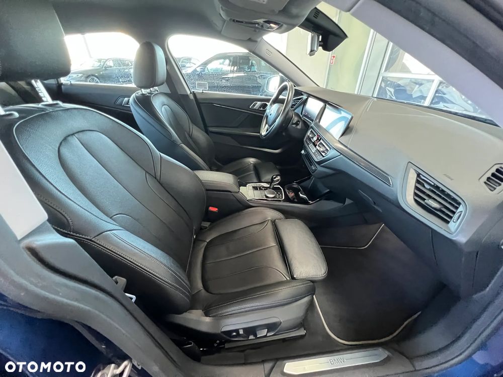 BMW Seria 2 220i Luxury Line - 21