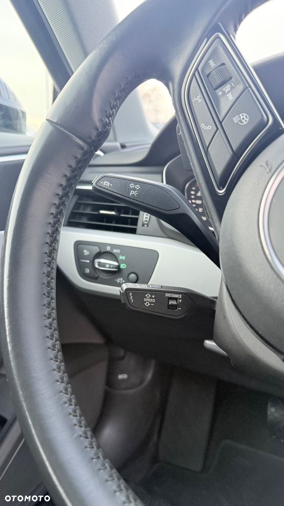 Audi A4 Avant 40 TFSI S tronic - 27