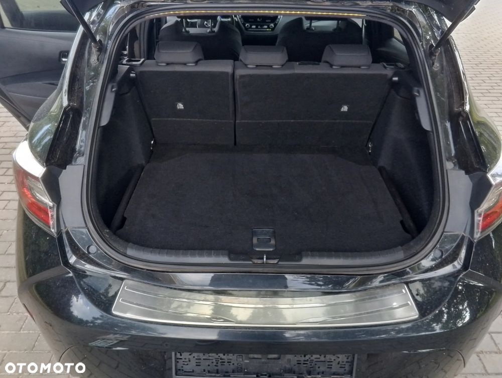 Toyota Corolla 2.0 Hybrid Executive - 22