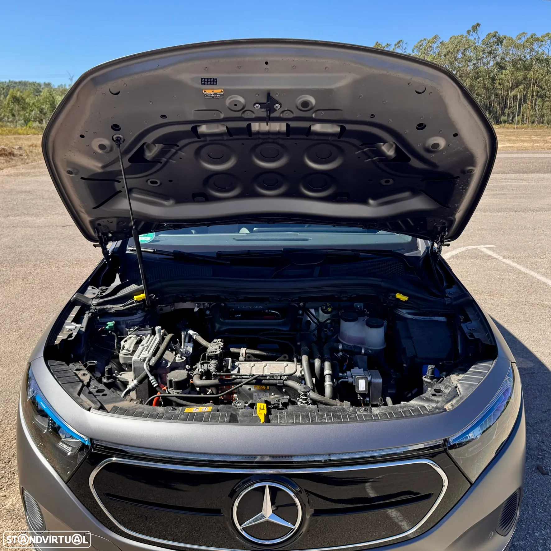 Mercedes-Benz EQA 250+ Electric Art - 34