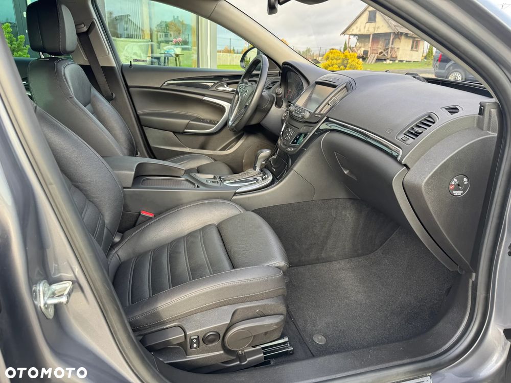 Opel Insignia - 16