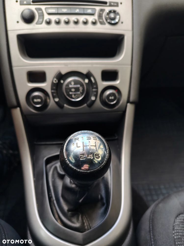Peugeot 308 1.6 HDi Premium Plus - 5