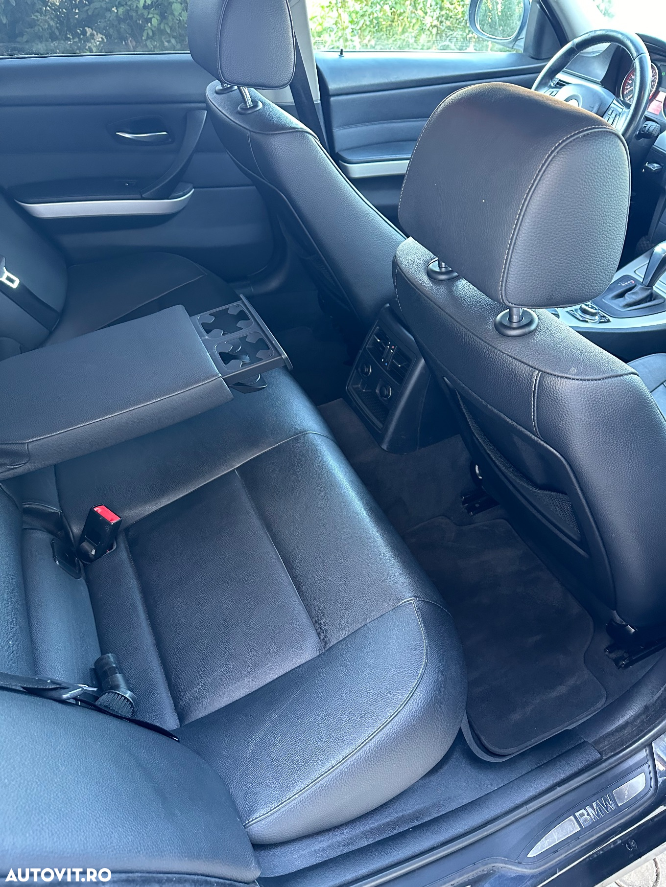 BMW Seria 3 330d xDrive DPF Touring Aut. Edition Exclusive - 14