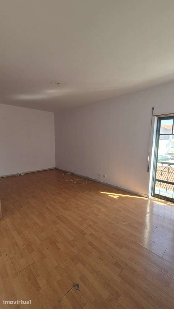 Apartamento T2 no centro do Montijo - Grande imagem: 4/10