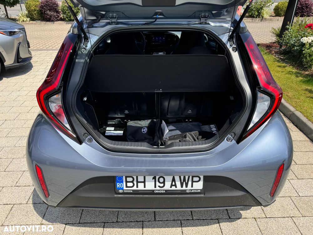 Toyota Aygo X 1.5l HEV 116CP Active - 27