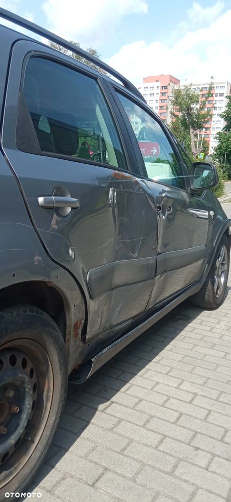Suzuki SX4 1.5 - 12