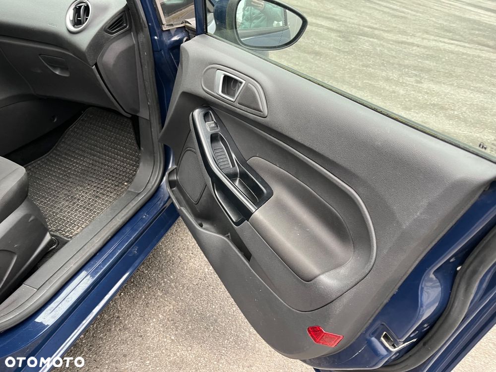 Ford Fiesta 1.1 Trend - 24
