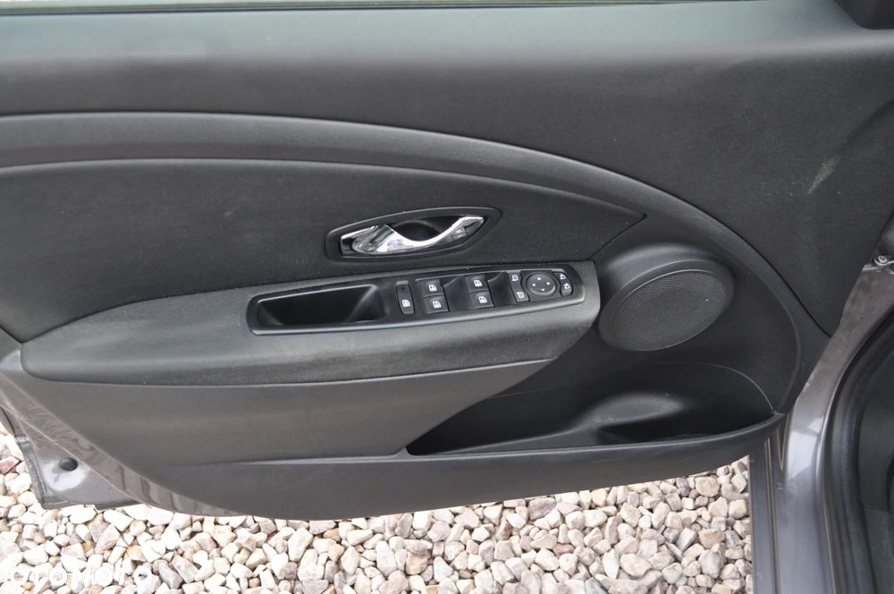 Renault Megane ENERGY TCe 115 Start & Stop LIMITED - 26