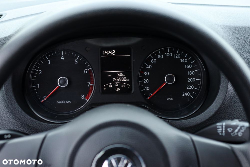 Volkswagen Polo 1.2 Entry - 8