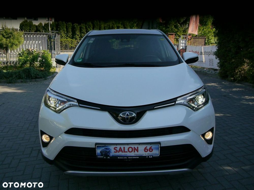 Toyota RAV4 2.0 D-4D Premium 4x2 - 7