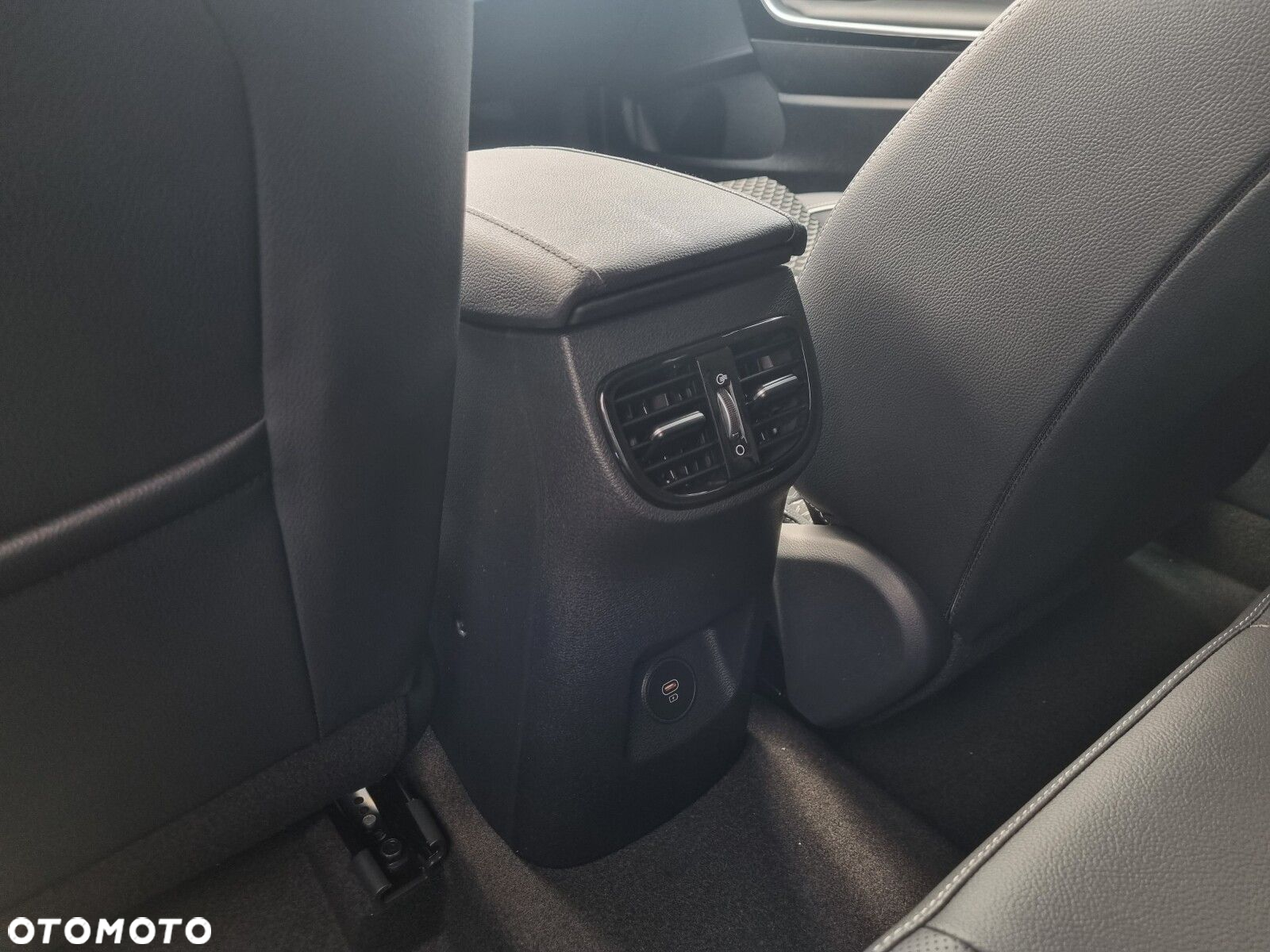 Kia Ceed - 25