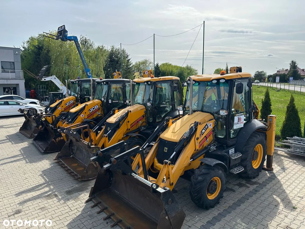 JCB 3CX CONTRACTOR JOYSTICK 110KM/3780mtg/R.2018 - 31