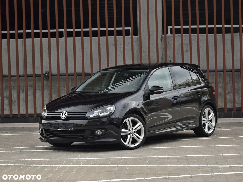 Volkswagen Golf - 1