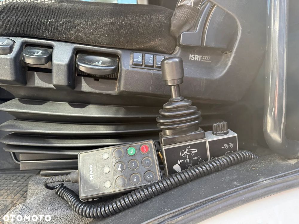 MAN TGS 26.460 BL 6x4 EURO6 WYWROTKA TRÓJSTRONNA - 14