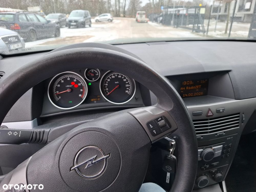 Opel Astra 1.8 16V Edition 1 - 8