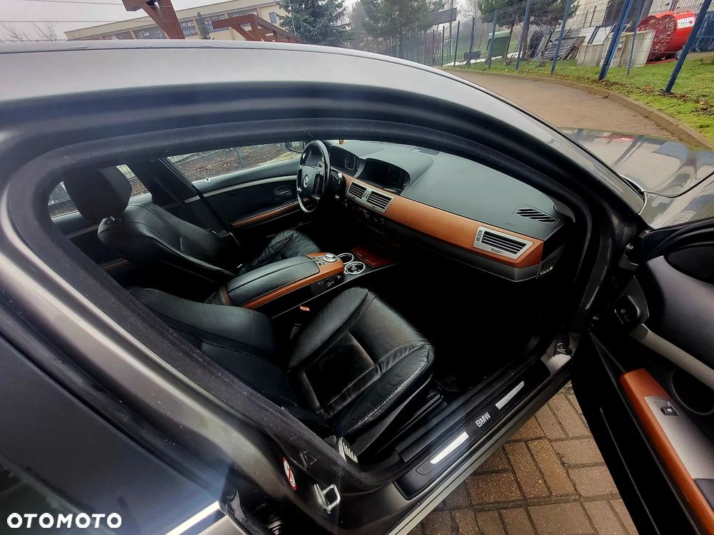 BMW Seria 7 - 14