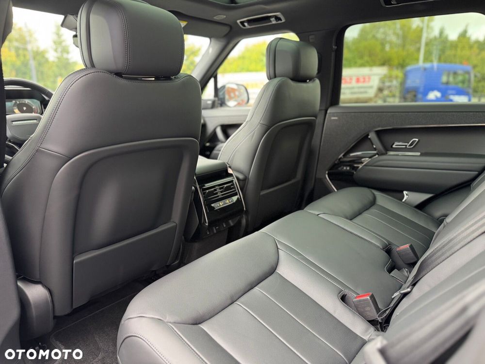 Land Rover Range Rover Sport - 32