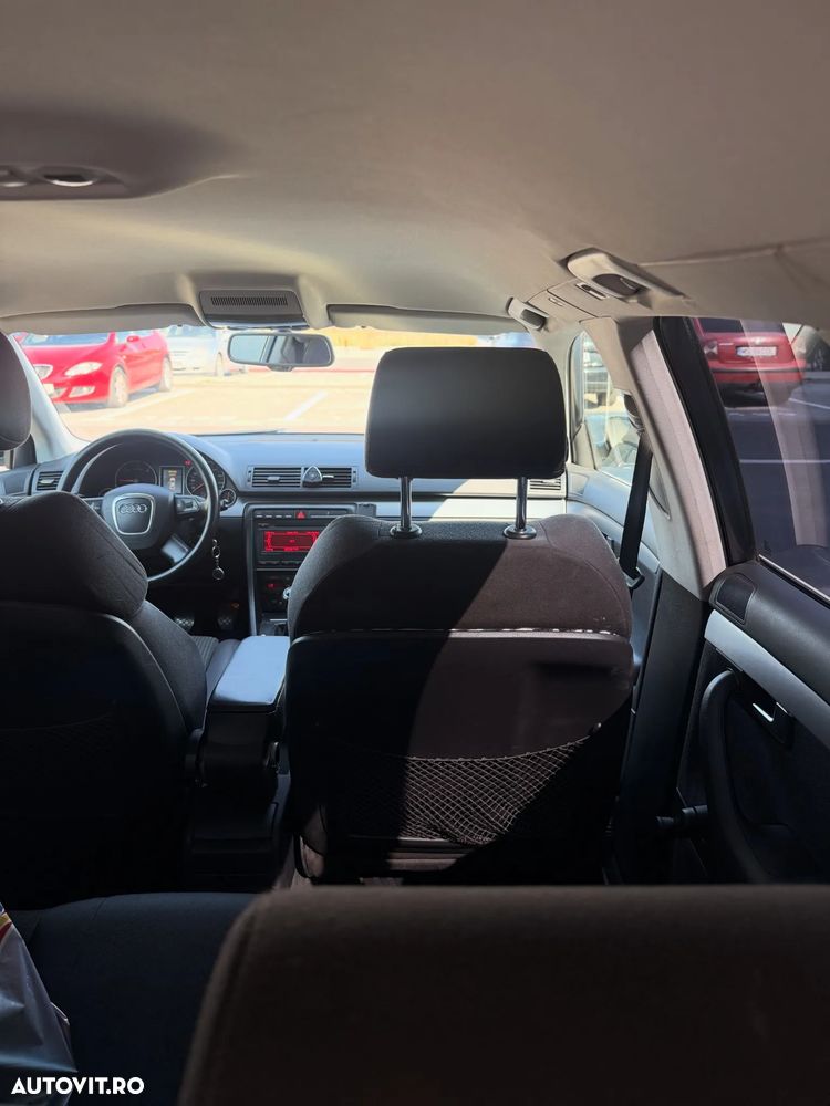 Audi A4 Limuzina 2.0 TDI B8 - 8