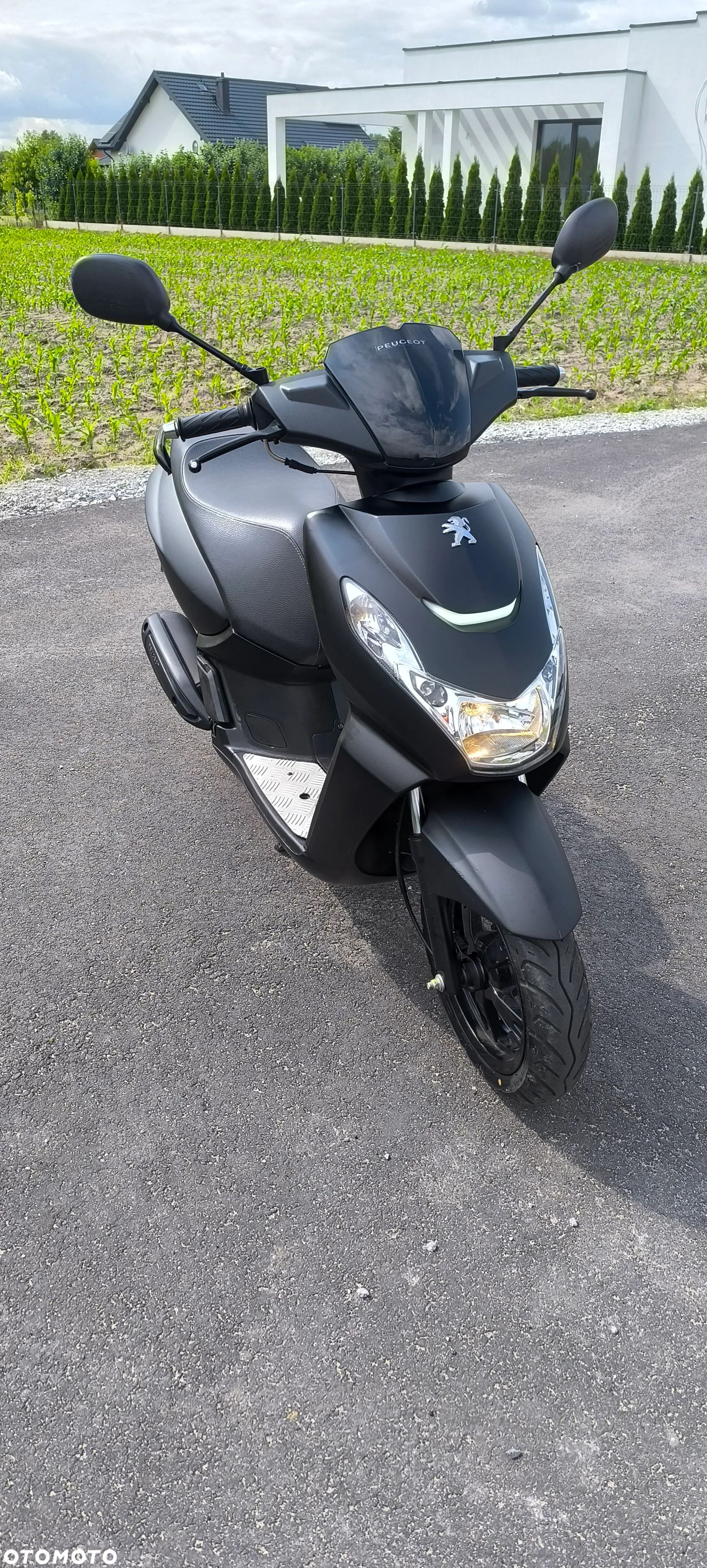Peugeot Kisbee - 1