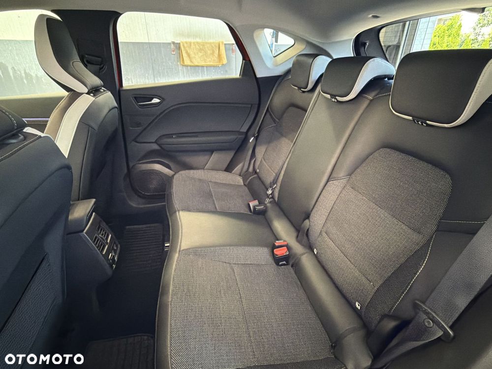 Renault Captur 1.3 TCe mHEV Techno - 16