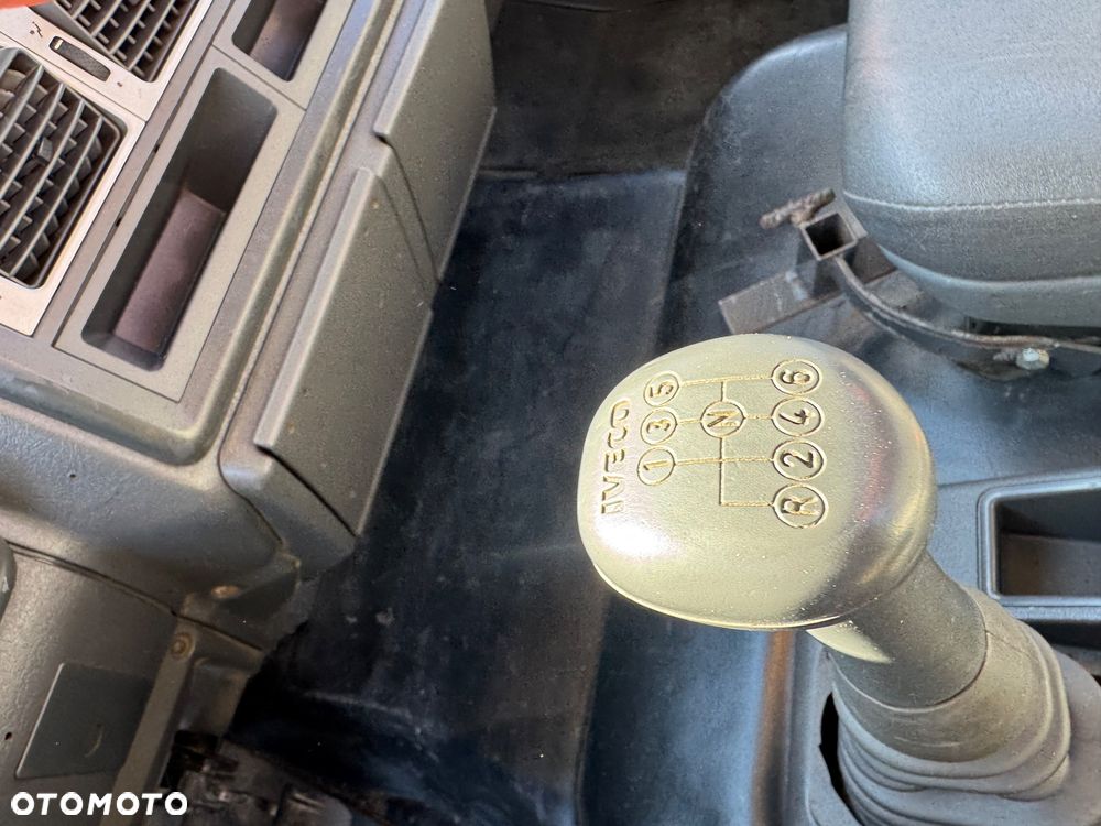 Iveco Eurocargo Wywrotka 3 str SPECJALNY Solarka Piaskarka Czołownica - 29