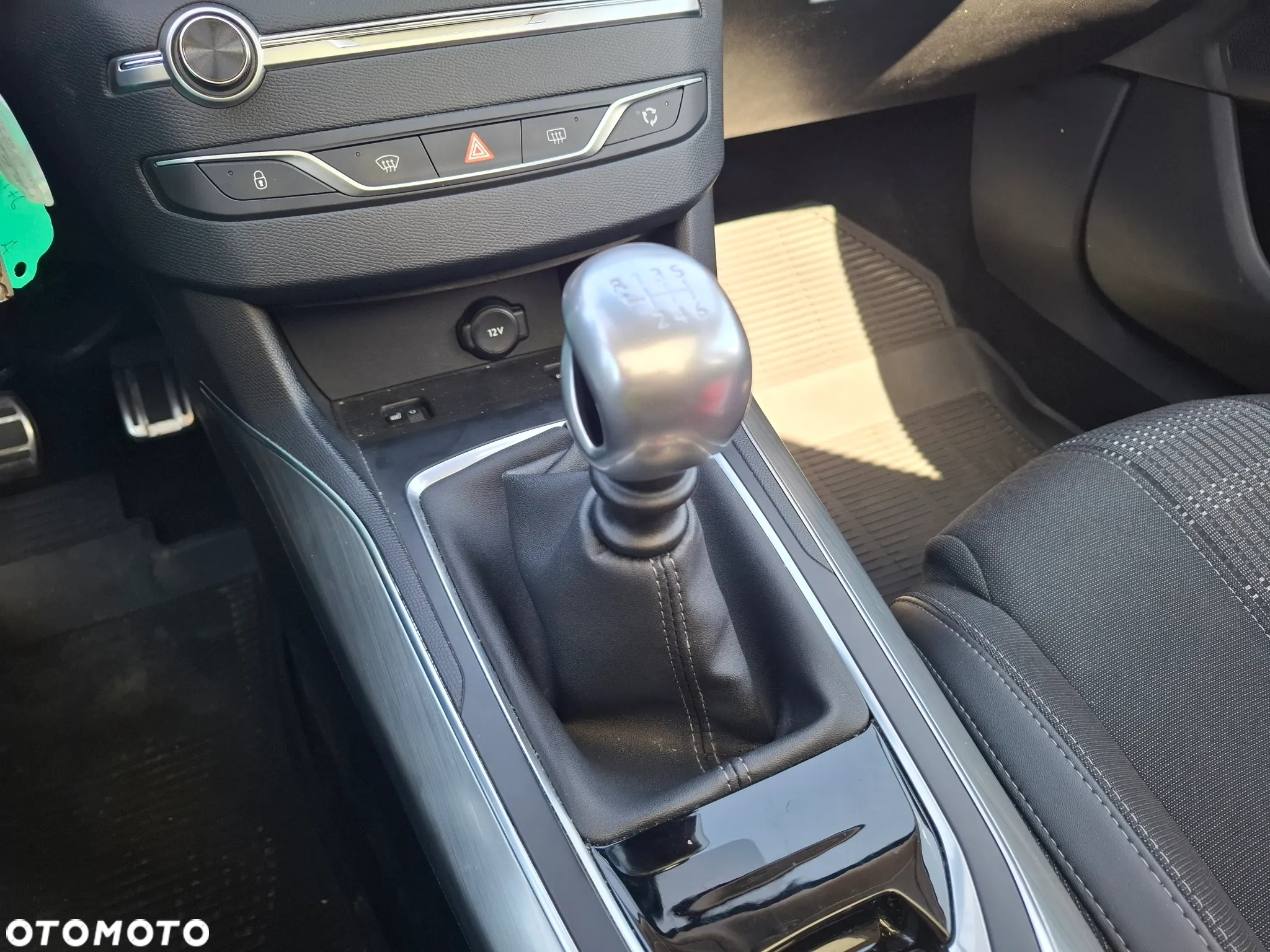 Peugeot 308 BlueHDi 130 Active Pack - 25
