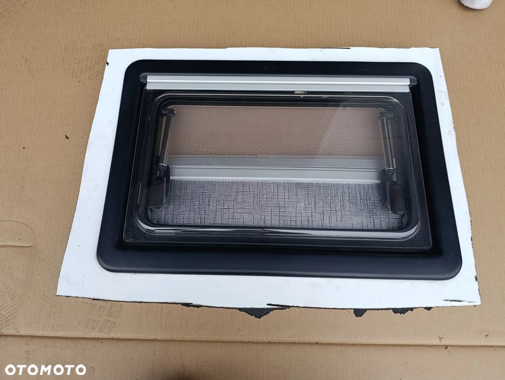 DOMETIC SZYBA OKNO UCHYLNE ROLETA - 1
