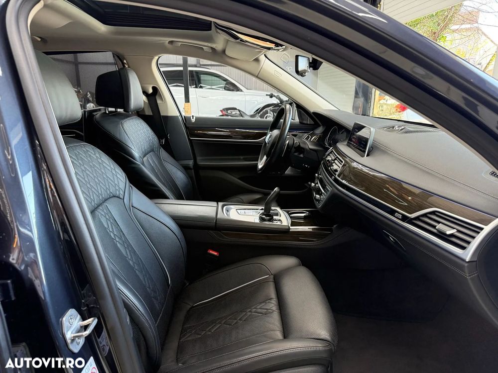 BMW Seria 7 730Ld xDrive - 13