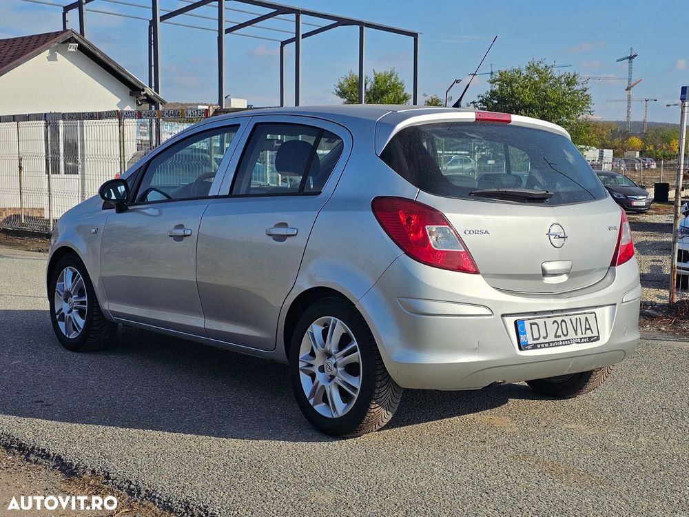 Opel Corsa 1.2i Cosmo - 19