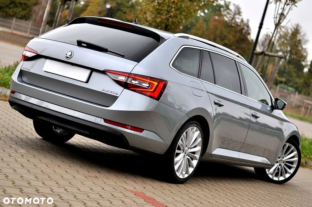 Skoda Superb 2.0 TDI Style DSG - 16