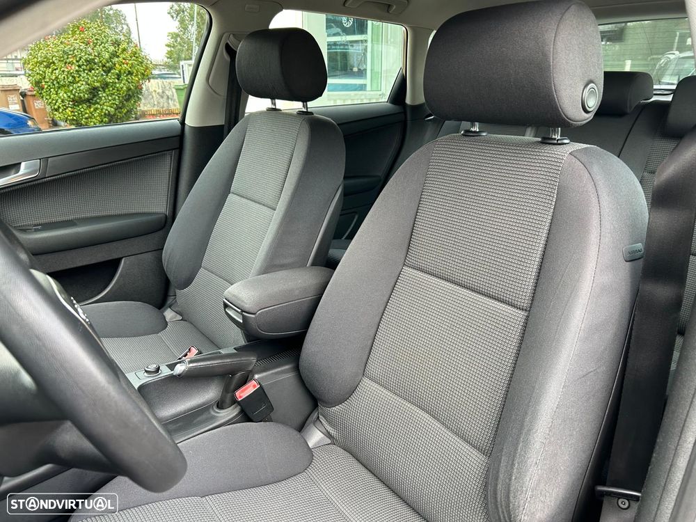 Audi A3 Sportback 2.0 TDi Ambiente - 14