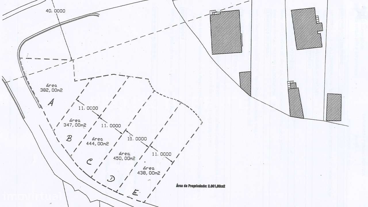 Lote de Terreno  Venda em Nogueira da Regedoura,Santa Maria da Feira - Grande imagem: 2/3