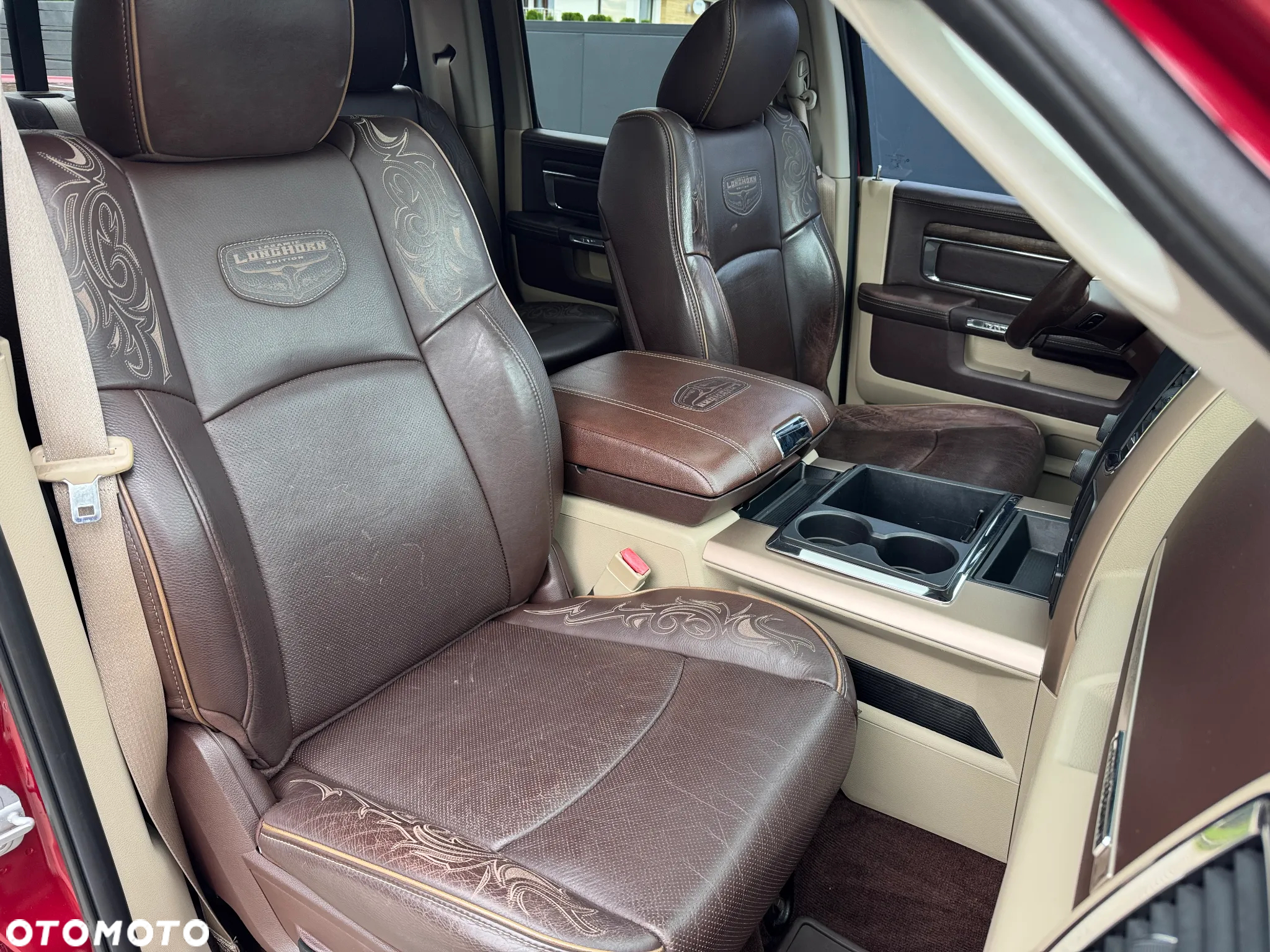 Dodge RAM 1500 5.7 4x4 - 6
